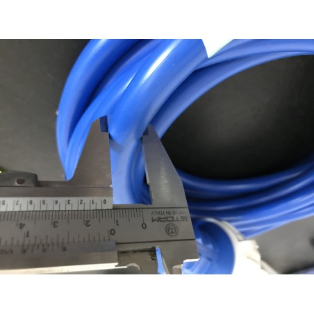 Cable Con Conector Tripolar y Funda Protectora