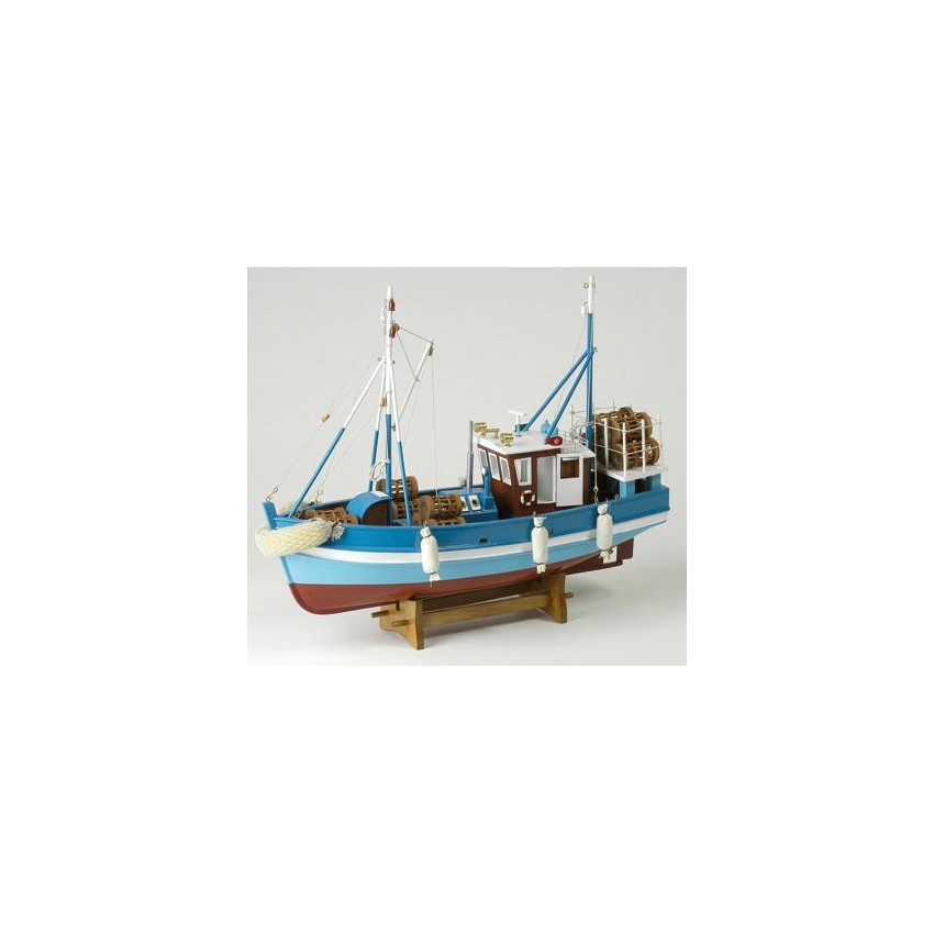 Barco De Pesca Antiguo Azul